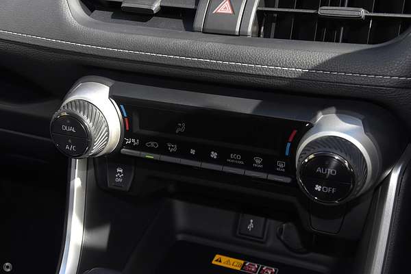2022 Toyota RAV4 GXL AXAH54R