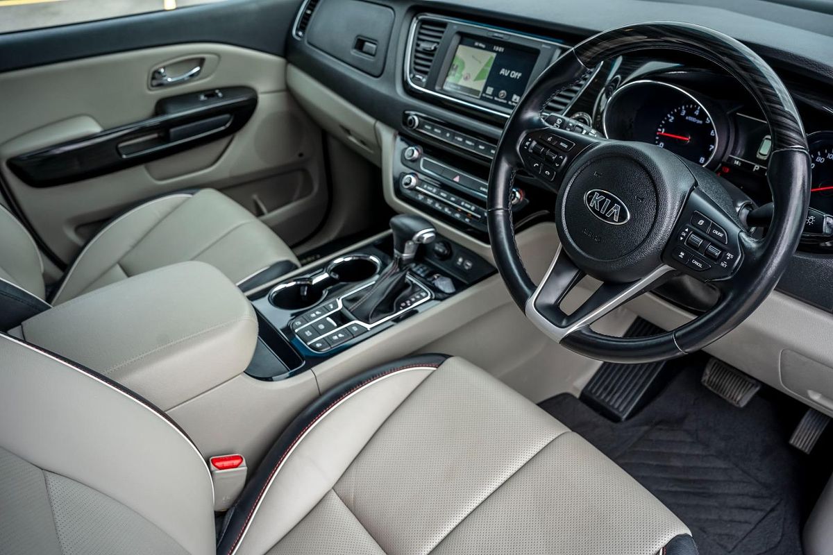 2019 Kia Carnival Platinum YP