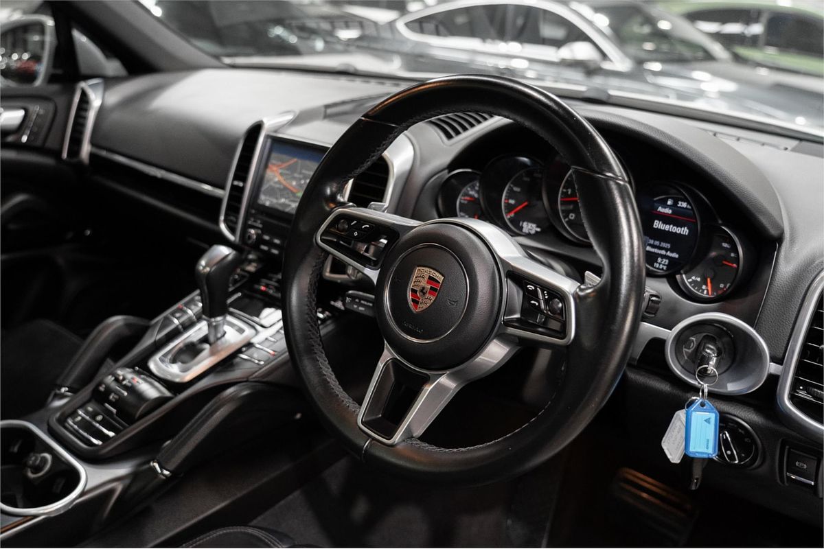 2017 Porsche Cayenne Diesel Platinum Edition 92A