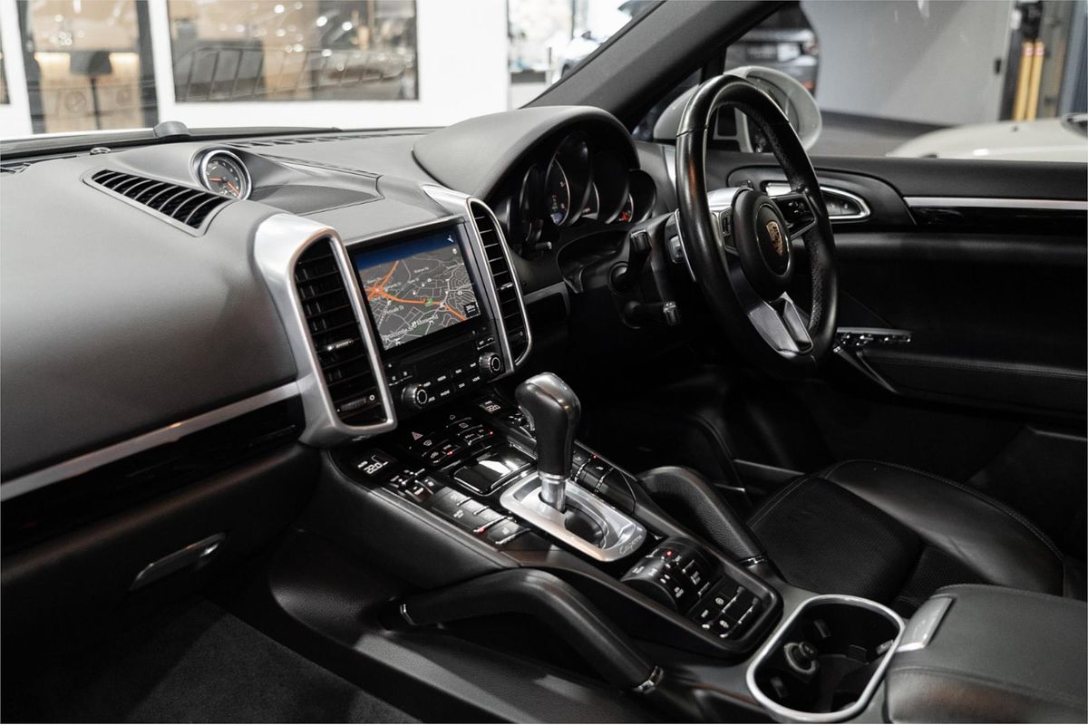 2017 Porsche Cayenne Diesel Platinum Edition 92A