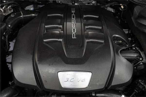 2017 Porsche Cayenne Diesel Platinum Edition 92A