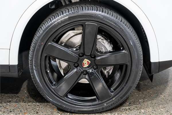 2017 Porsche Cayenne Diesel Platinum Edition 92A