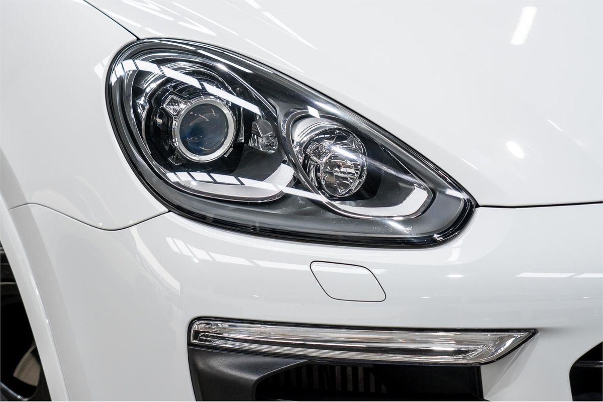 2017 Porsche Cayenne Diesel Platinum Edition 92A