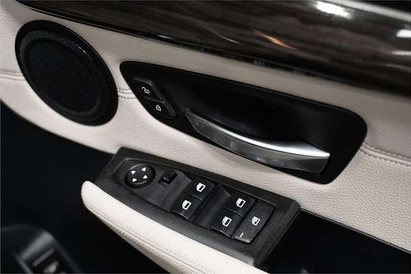 2015 BMW 2 Series 218i Sport Line F45