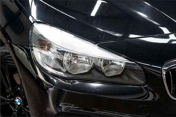 2015 BMW 2 Series 218i Sport Line F45
