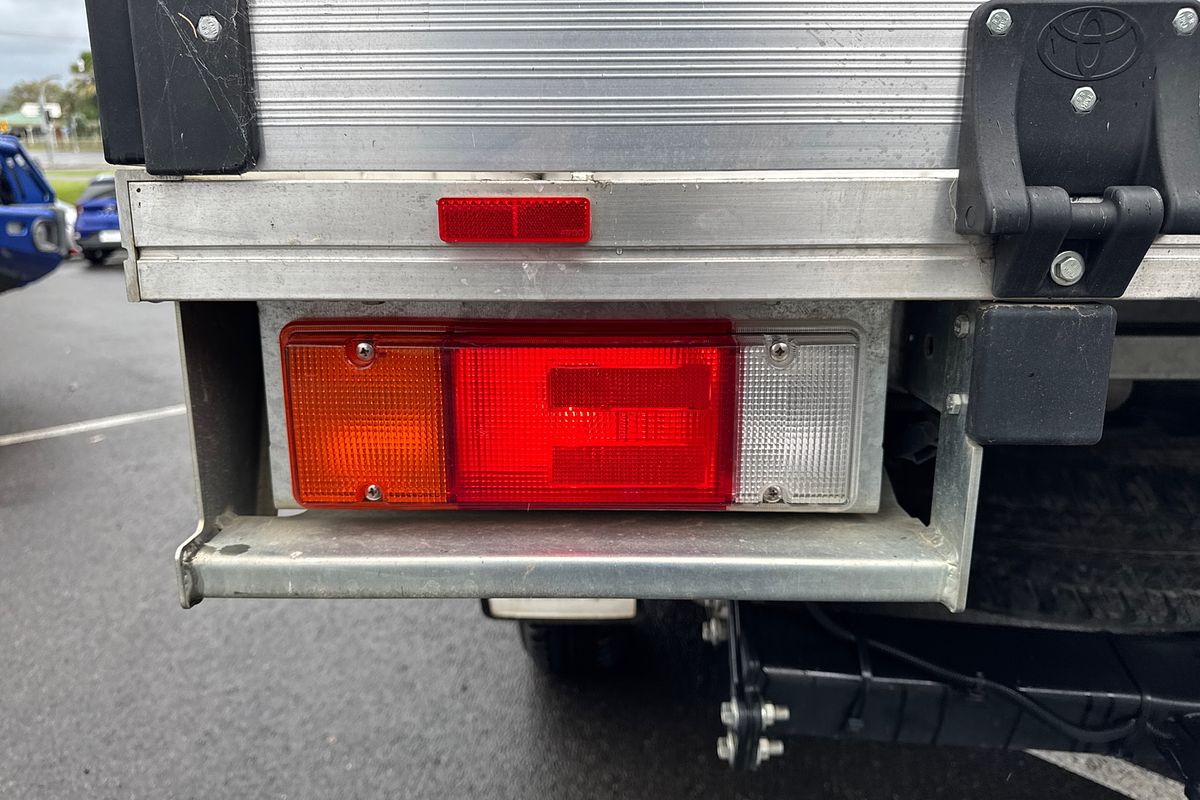 2023 Toyota Hilux SR GUN126R 4X4
