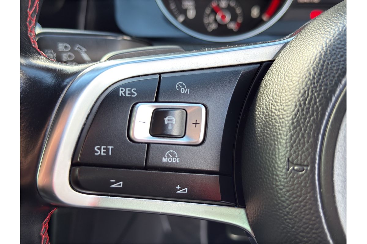 2014 Volkswagen GOLF GTI