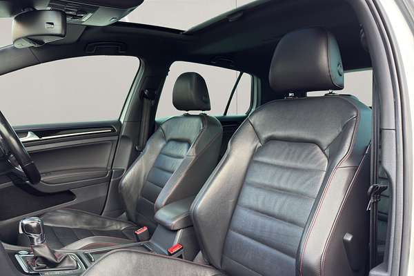 2014 Volkswagen GOLF GTI