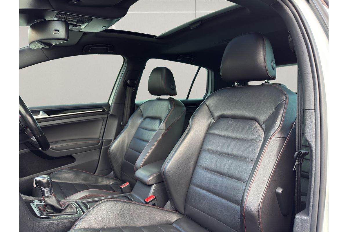 2014 Volkswagen GOLF GTI