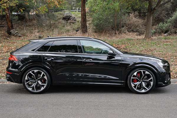 2022 Audi RS Q8 TFSI F1