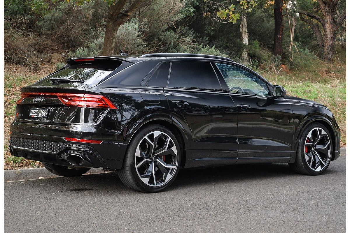 2022 Audi RS Q8 TFSI F1
