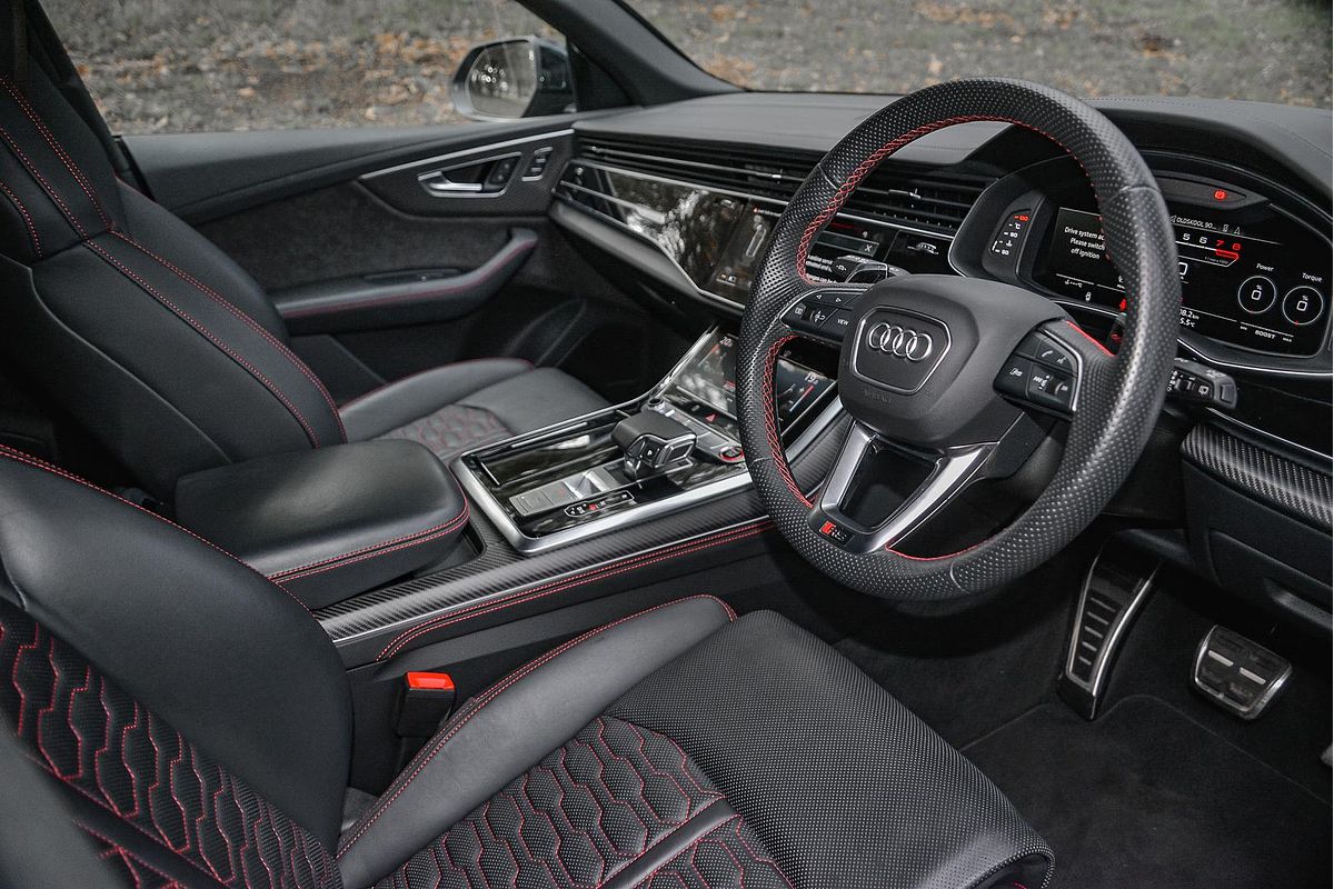 2022 Audi RS Q8 TFSI F1