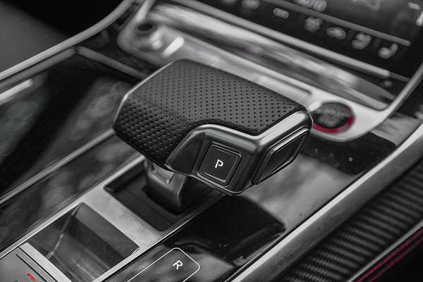 2022 Audi RS Q8 TFSI F1