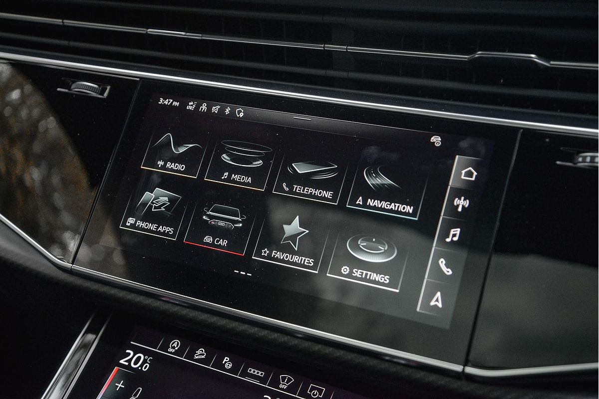 2022 Audi RS Q8 TFSI F1