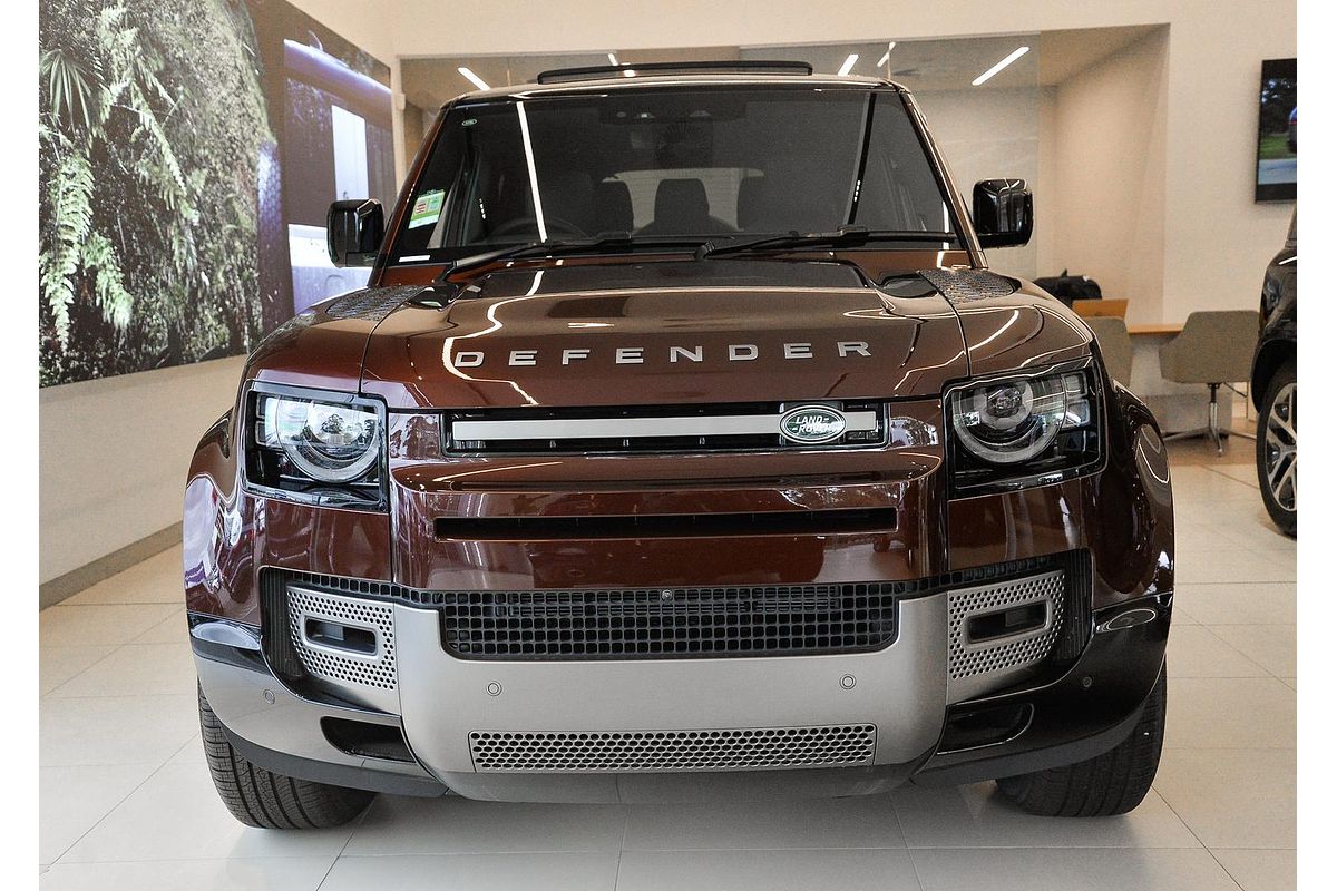 2024 Land Rover Defender 130 D350 X-Dynamic SE L663