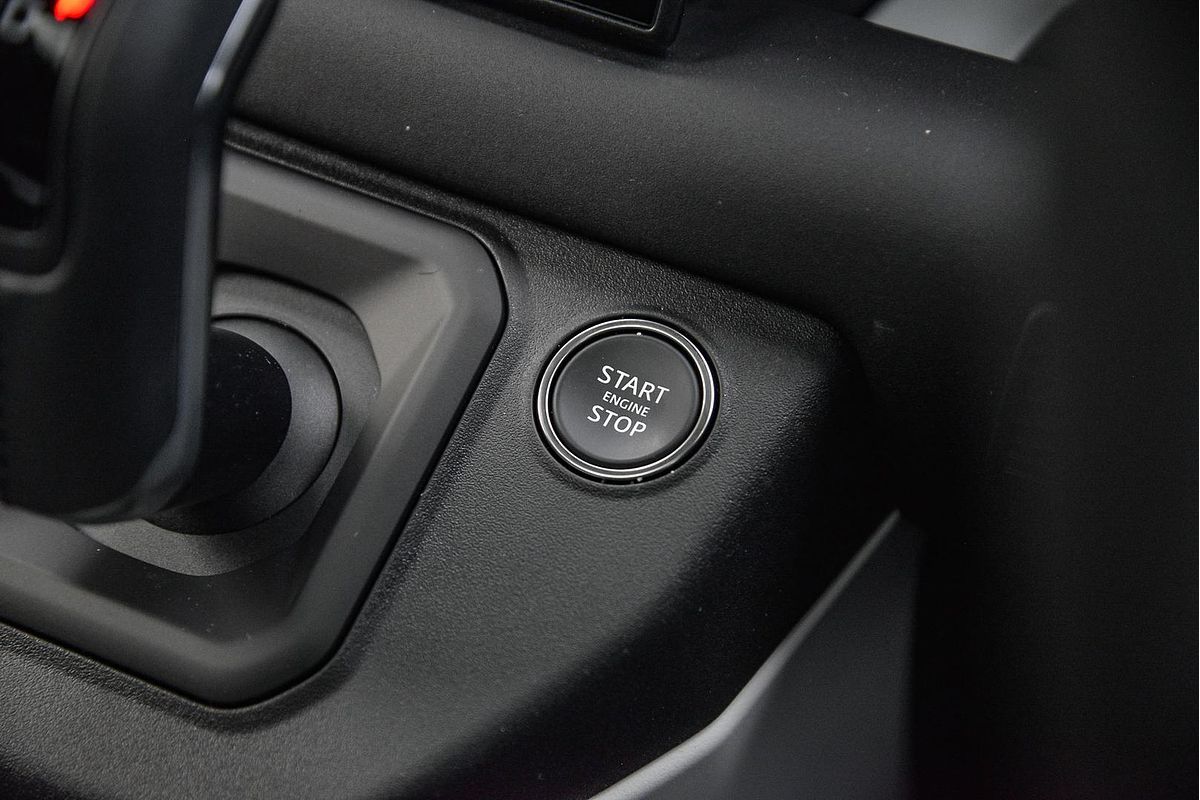2025 Land Rover Defender 130 P400 X-Dynamic SE L663