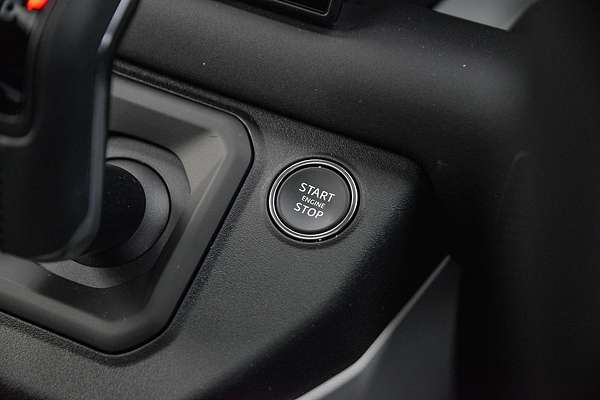 2025 Land Rover Defender 130 P400 X-Dynamic SE L663