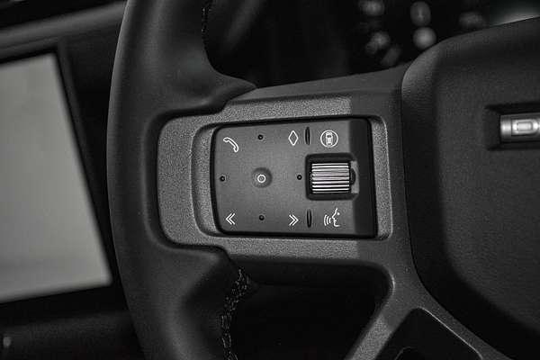2024 Land Rover Defender 130 D350 X-Dynamic SE L663