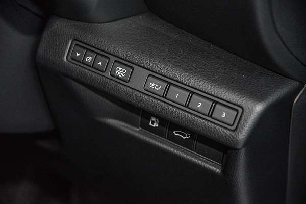 2024 Lexus LBX Luxury MAYH10R