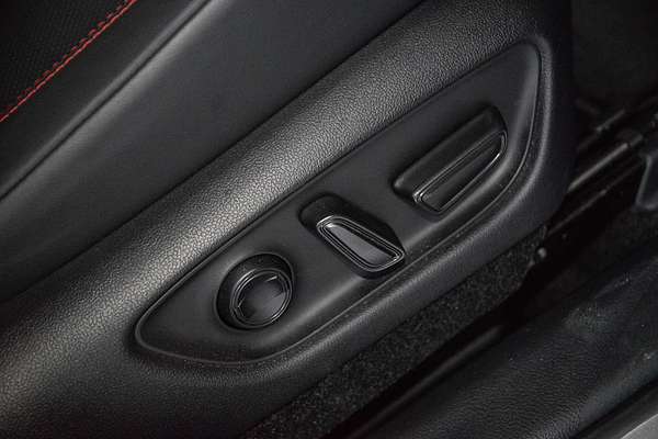 2024 Lexus LBX Luxury MAYH10R