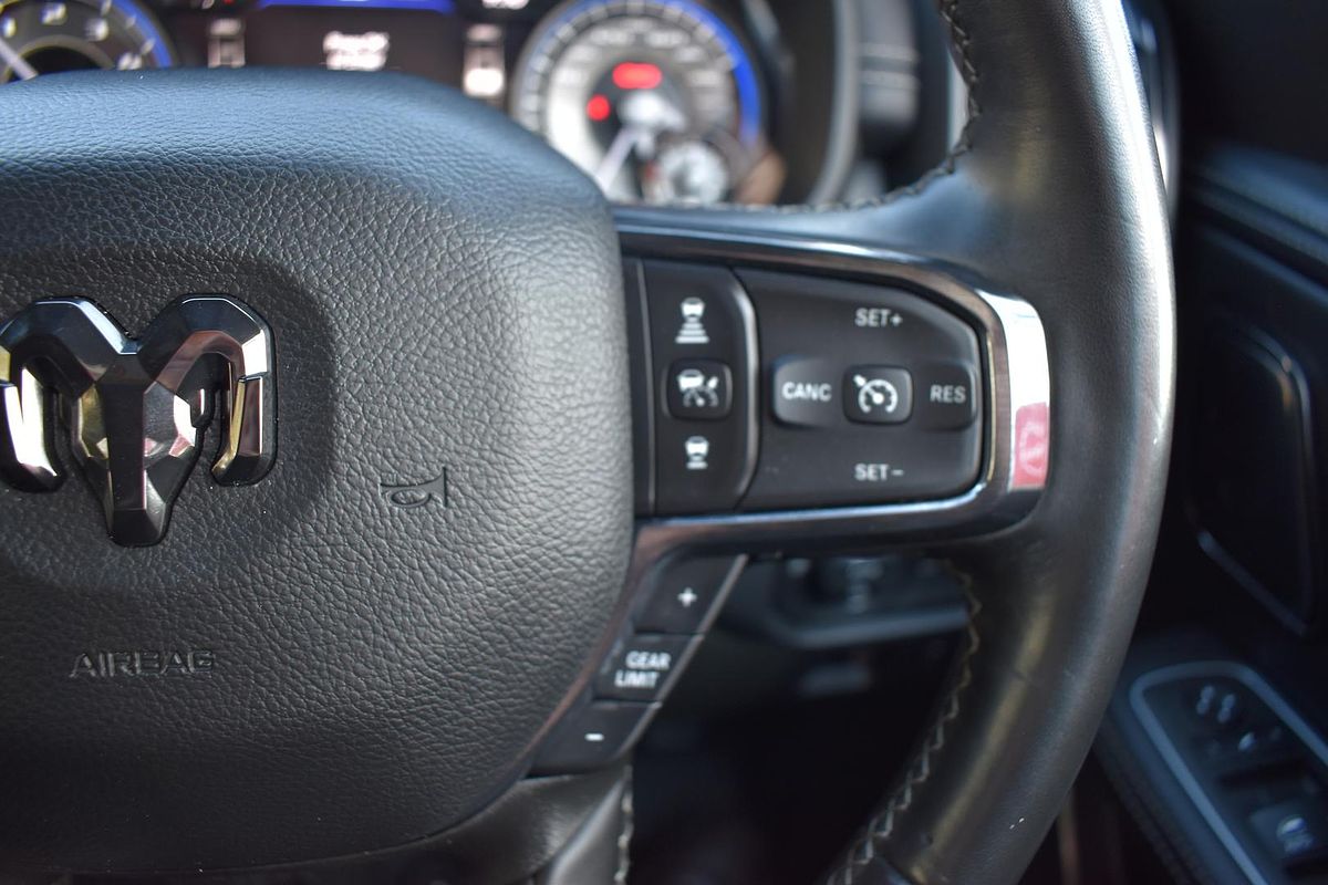 2022 RAM 1500 Limited RamBox DT 4X4 SWB