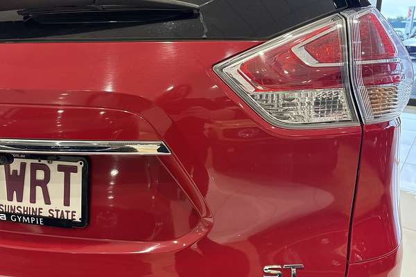 2014 Nissan X-TRAIL ST T32