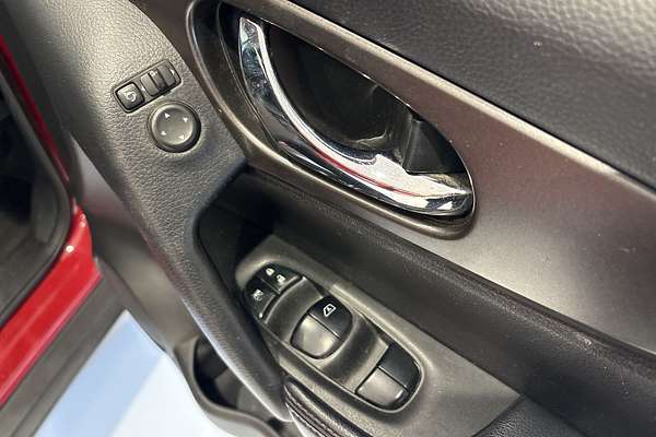 2014 Nissan X-TRAIL ST T32