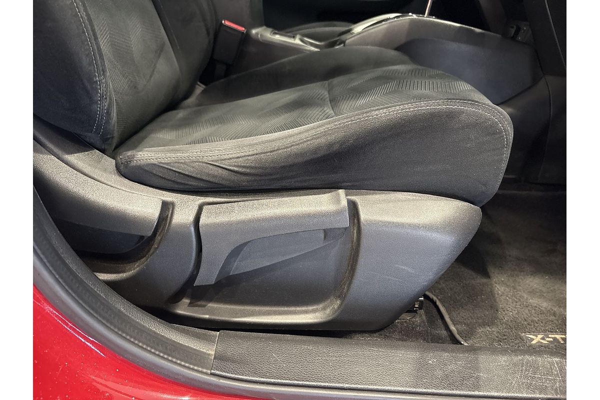 2014 Nissan X-TRAIL ST T32
