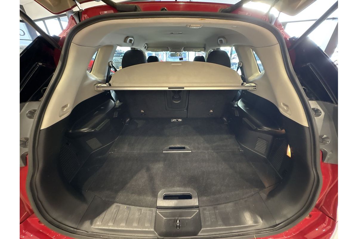 2014 Nissan X-TRAIL ST T32