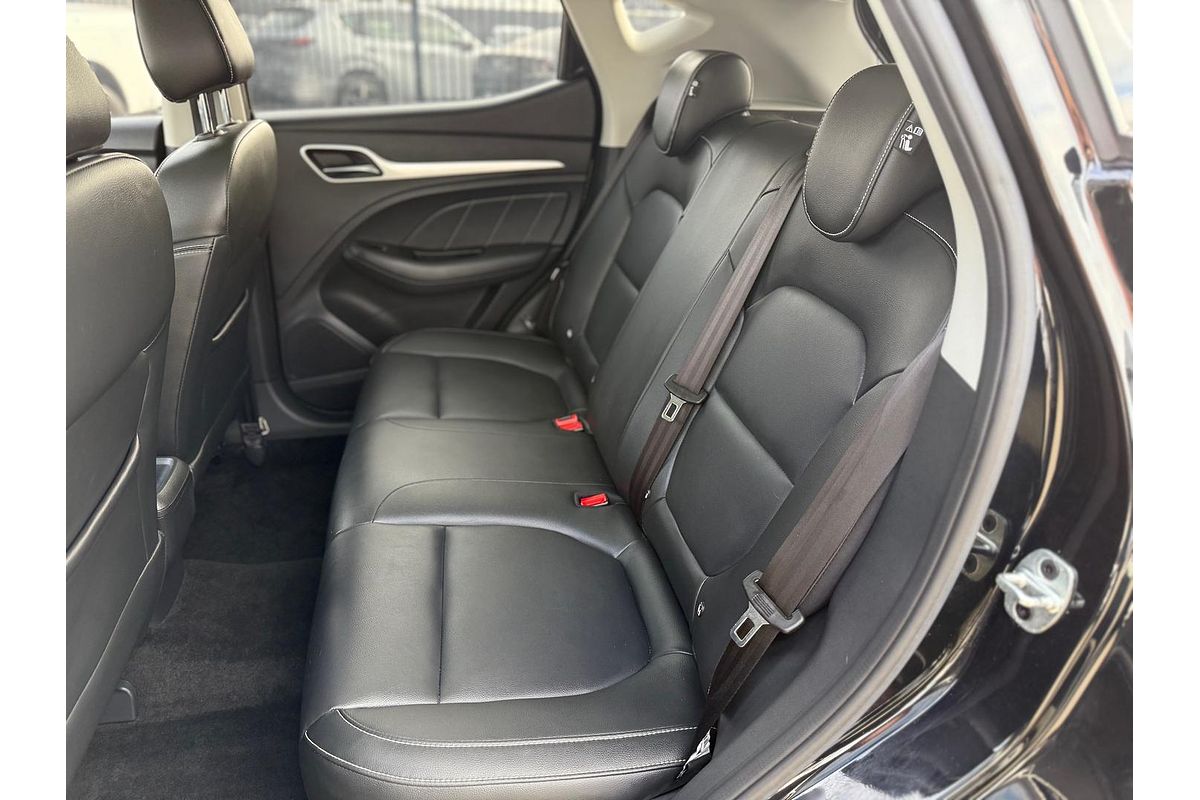 2020 MG ZS Essence AZS1