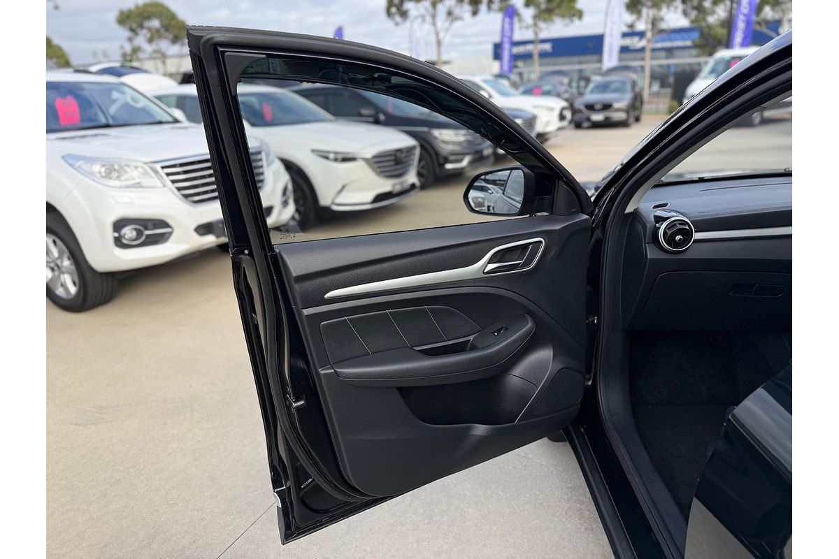 2020 MG ZS Essence AZS1
