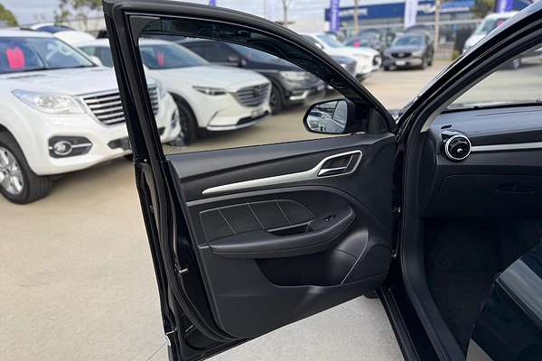 2020 MG ZS Essence AZS1