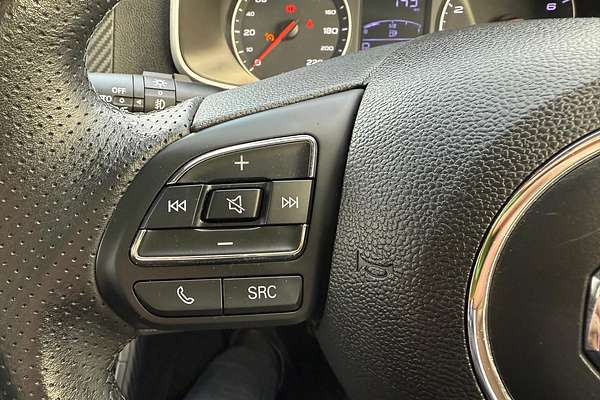 2020 MG ZS Essence AZS1