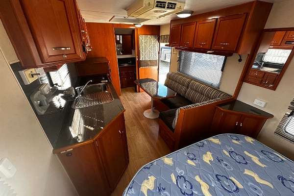 2011 Concept BELMONT