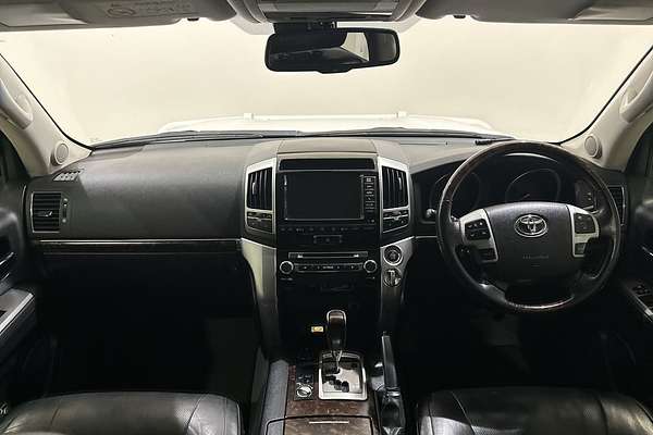 2013 Toyota Landcruiser Sahara VDJ200R