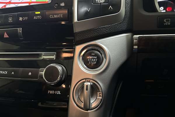 2013 Toyota Landcruiser Sahara VDJ200R