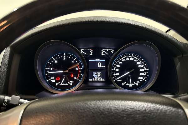 2013 Toyota Landcruiser Sahara VDJ200R