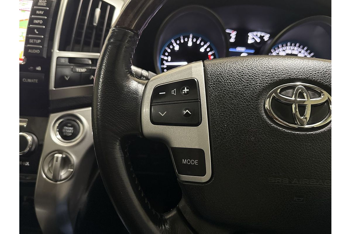 2013 Toyota Landcruiser Sahara VDJ200R