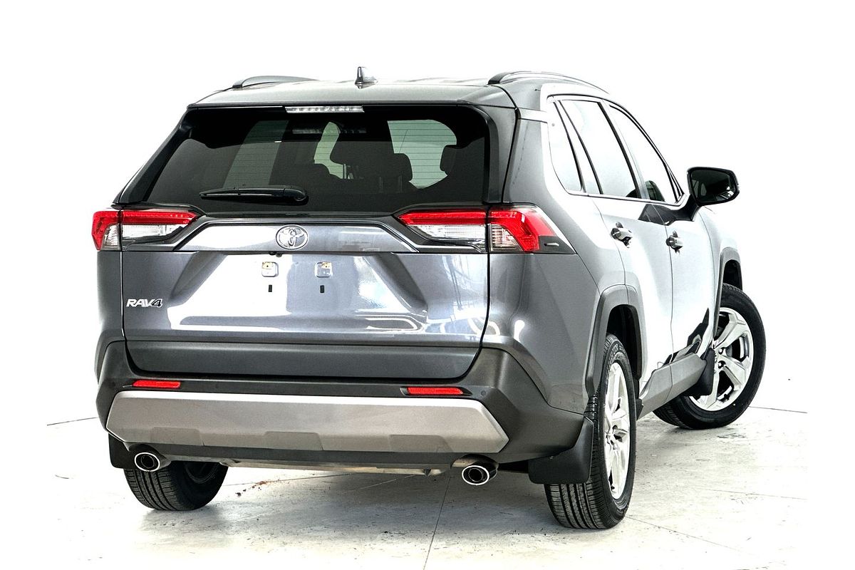 2021 Toyota RAV4 GXL MXAA52R