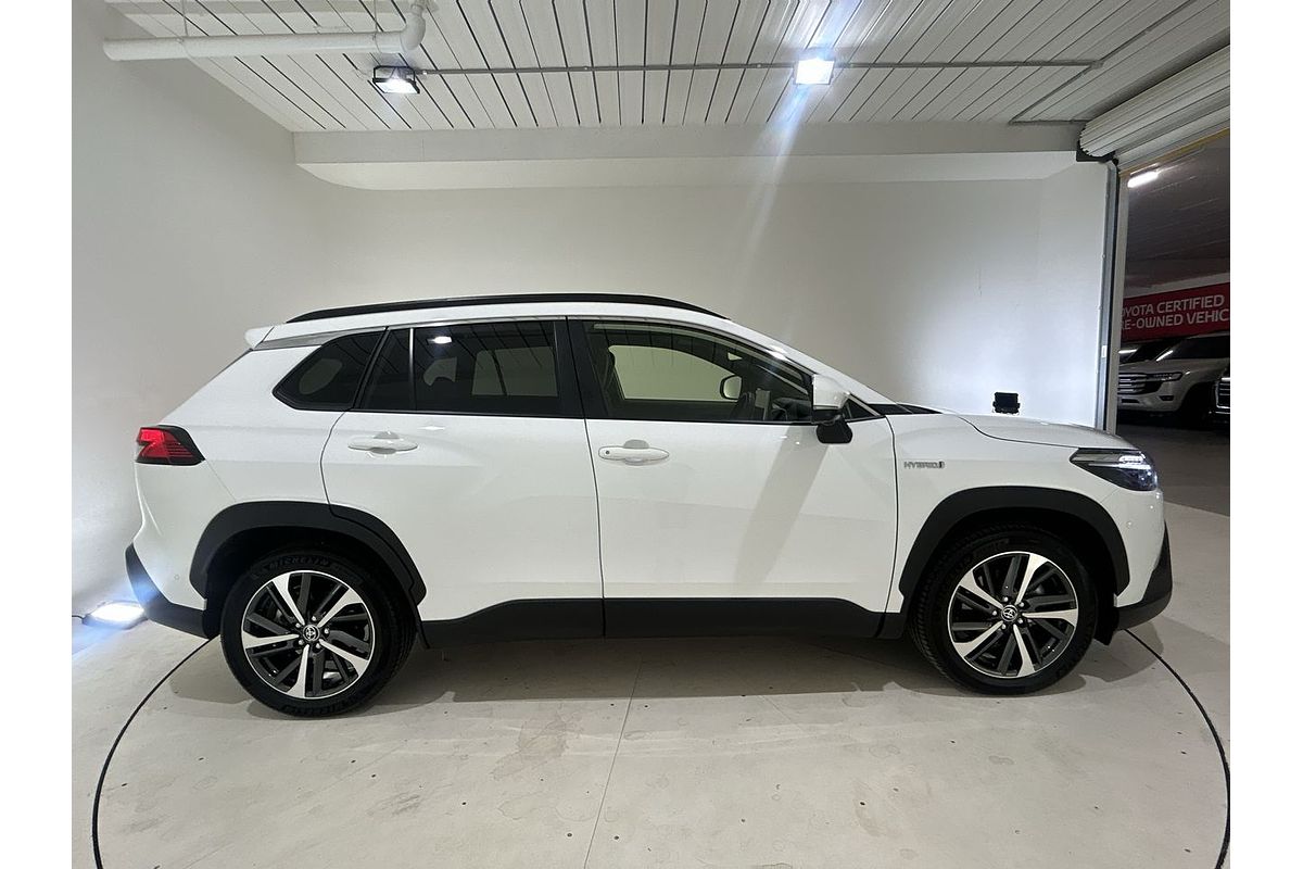 2024 Toyota Corolla Cross Atmos MXGH15R