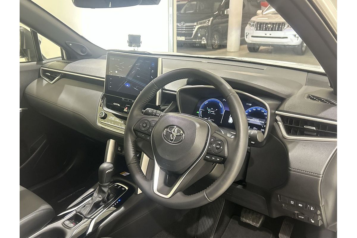 2024 Toyota Corolla Cross Atmos MXGH15R