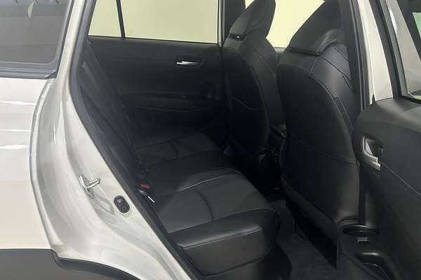 2024 Toyota Corolla Cross Atmos MXGH15R