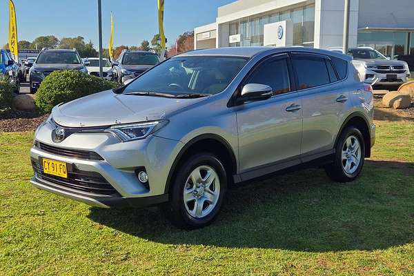 2018 Toyota RAV4 GX ZSA42R