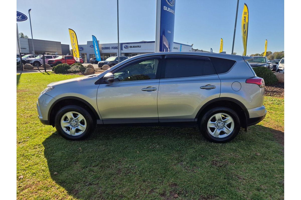 2018 Toyota RAV4 GX ZSA42R