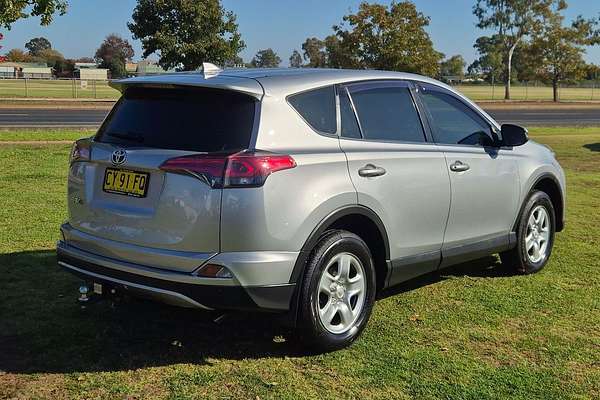 2018 Toyota RAV4 GX ZSA42R