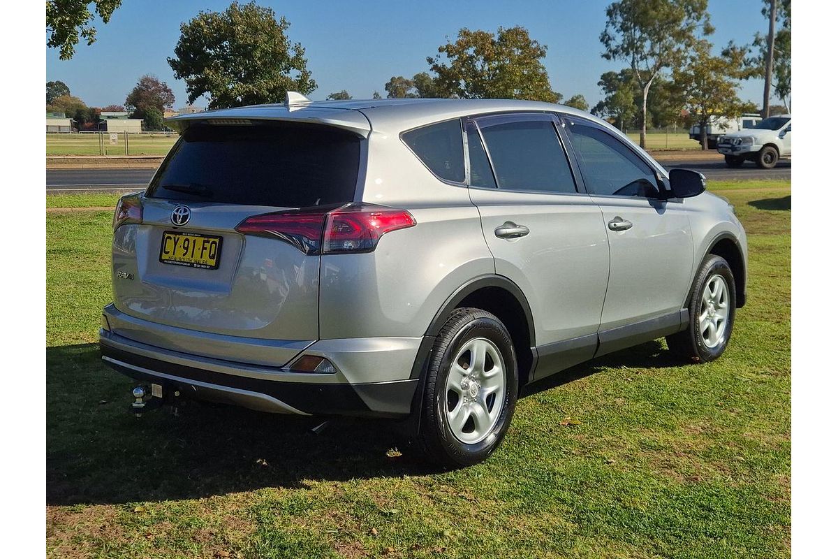 2018 Toyota RAV4 GX ZSA42R