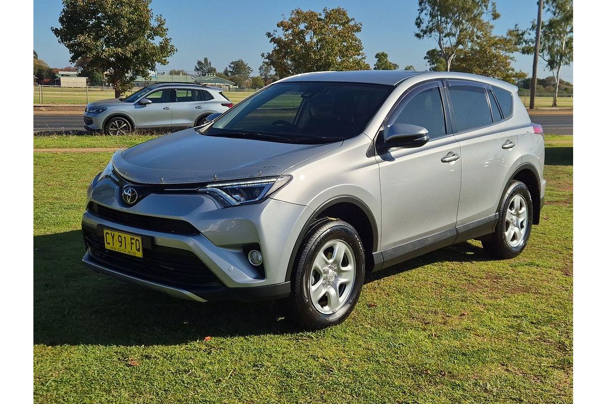 2018 Toyota RAV4 GX ZSA42R