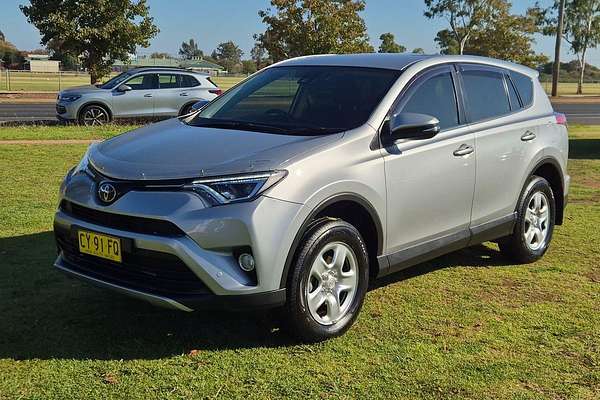 2018 Toyota RAV4 GX ZSA42R