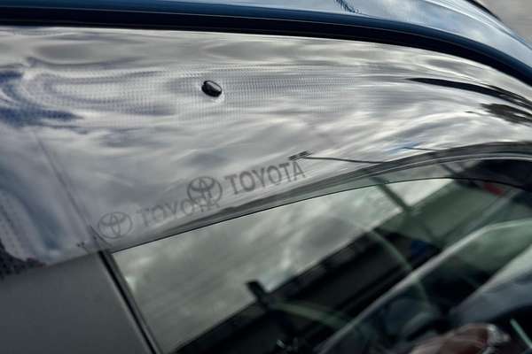 2024 Toyota RAV4 Cruiser AXAH54R