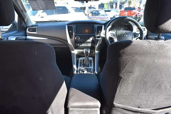 2018 Mitsubishi Pajero Sport GLX QE